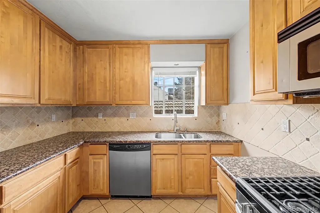 1405 Dexter Street Denver CO 80220