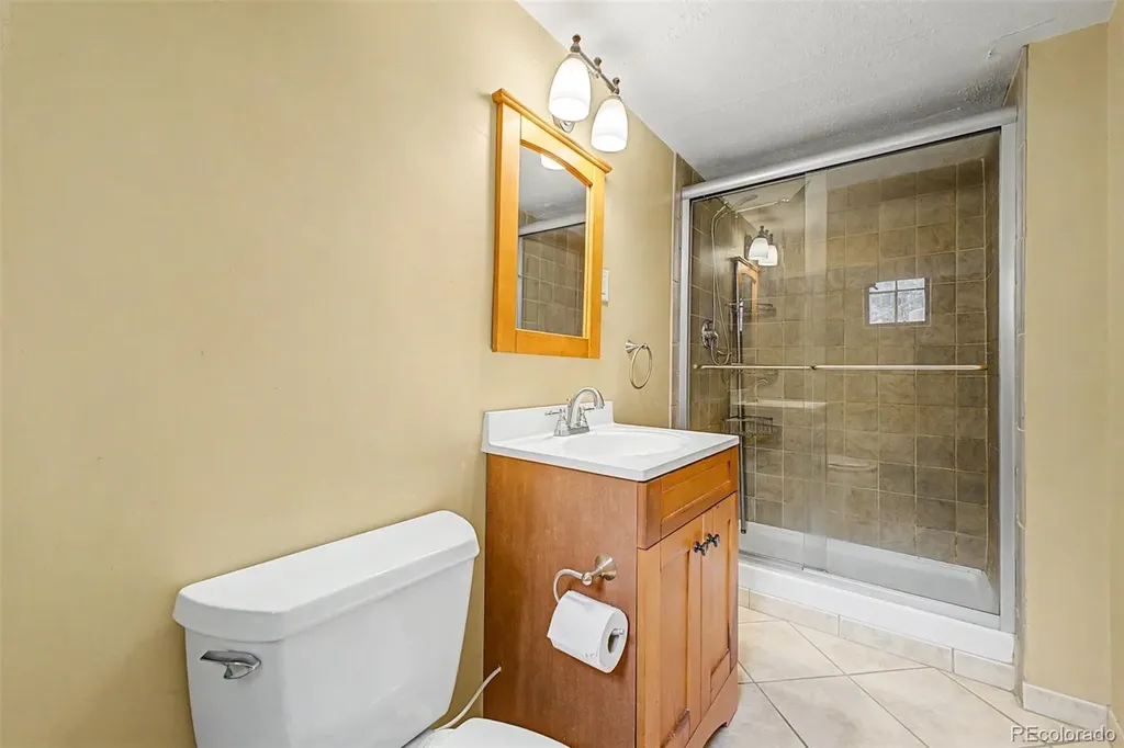 1405 Dexter Street Denver CO 80220