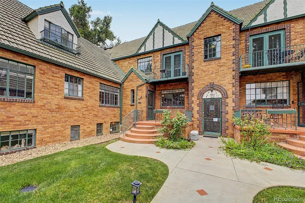 1405 Dexter Street Denver CO 80220