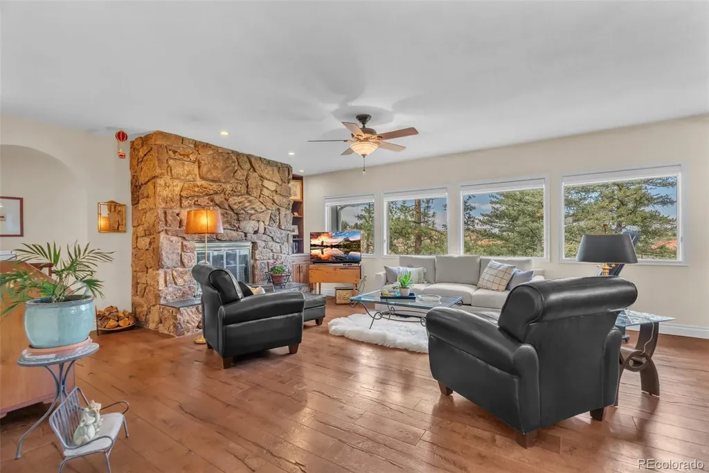 7815 Red Rock Circle Larkspur CO 80118