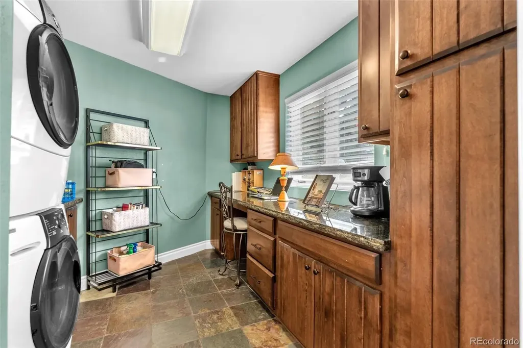 7815 Red Rock Circle Larkspur CO 80118