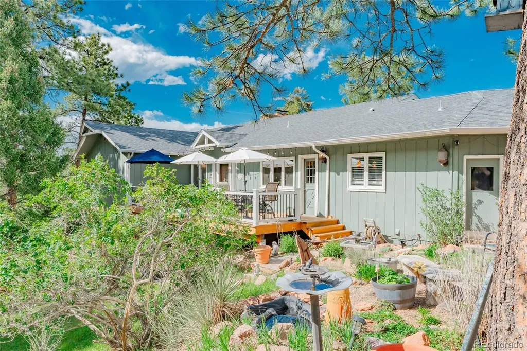 7815 Red Rock Circle Larkspur CO 80118