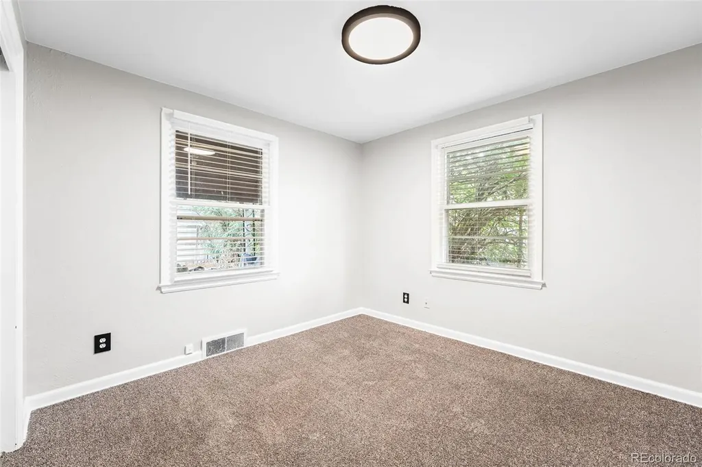 965 S Eliot Street Denver CO 80219