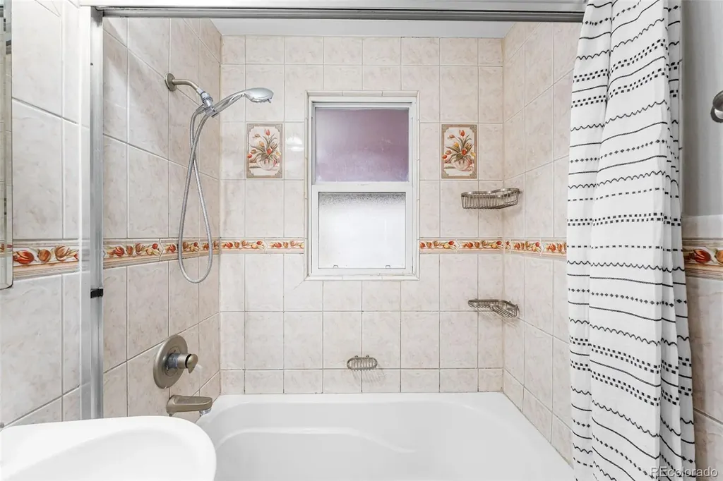 965 S Eliot Street Denver CO 80219