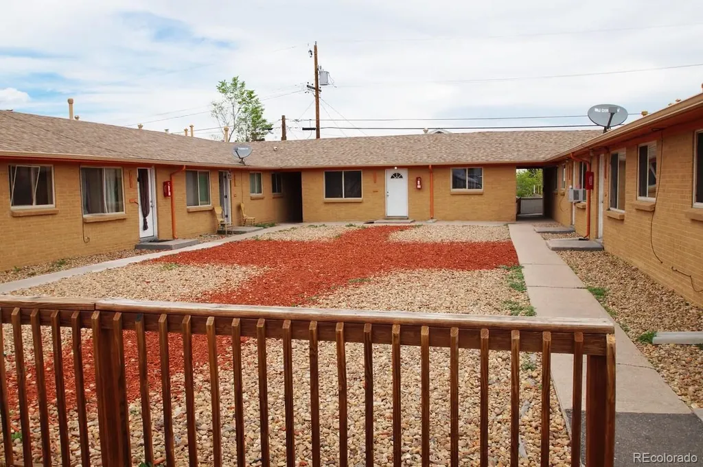 4439 W Nevada Place Denver CO 80219