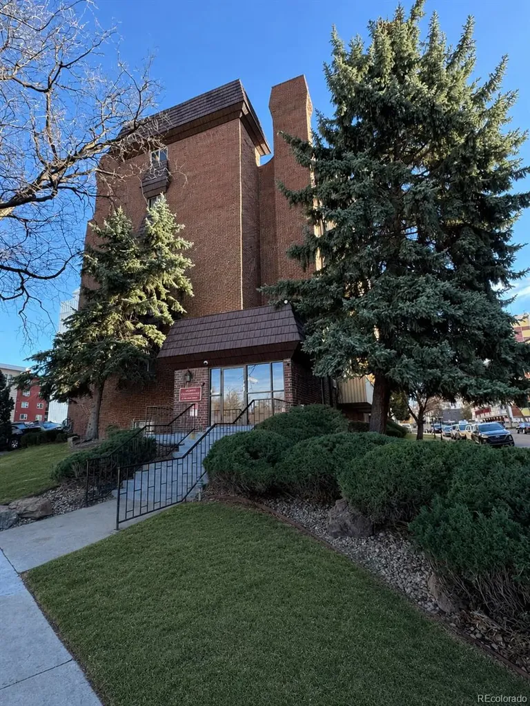 4110 Hale Parkway Denver CO 80220