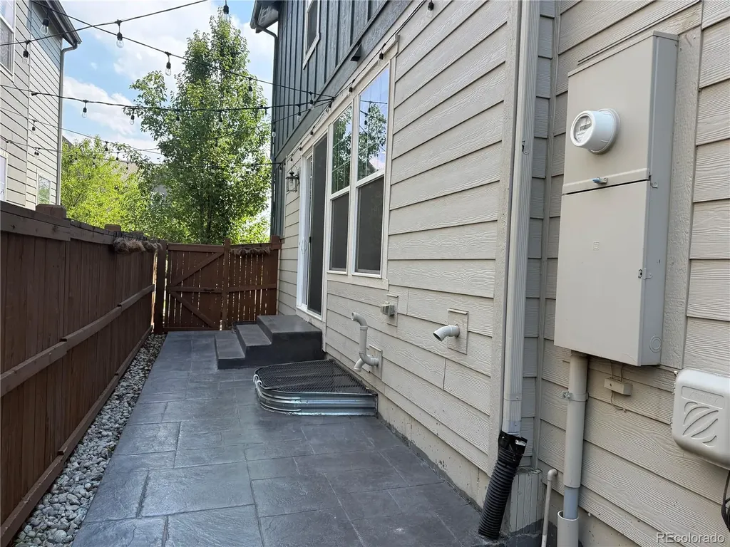 9327 E 60th Avenue Denver CO 80238