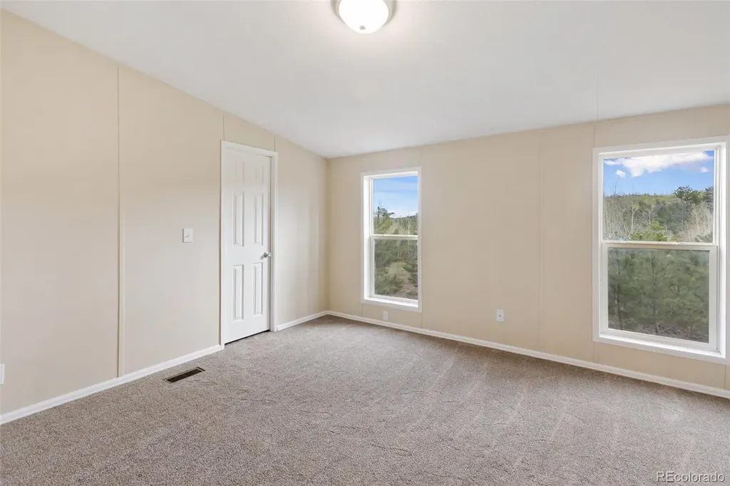 100 Wolverine Drive Florissant CO 80816