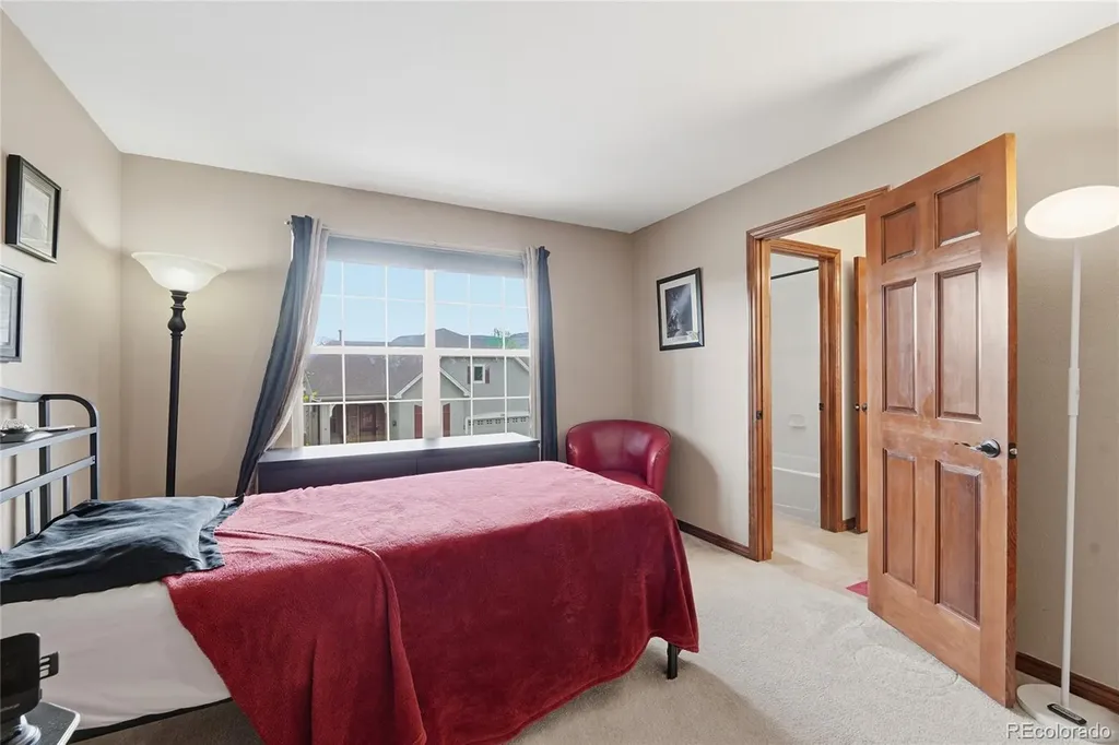 5045 Gladiola Golden CO 80403