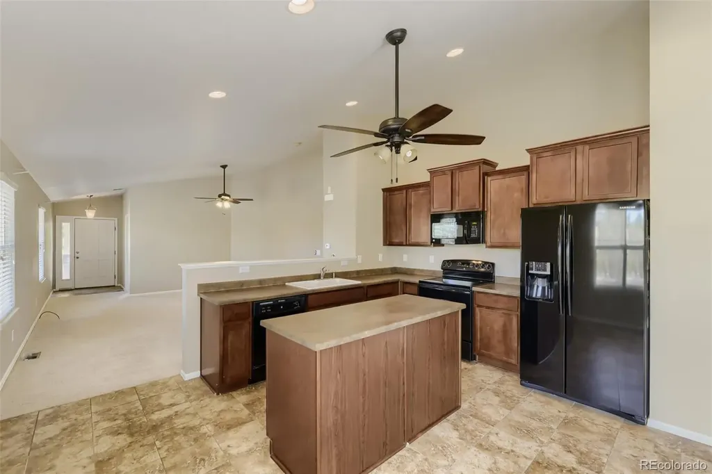25293 E 5th Avenue Aurora CO 80018