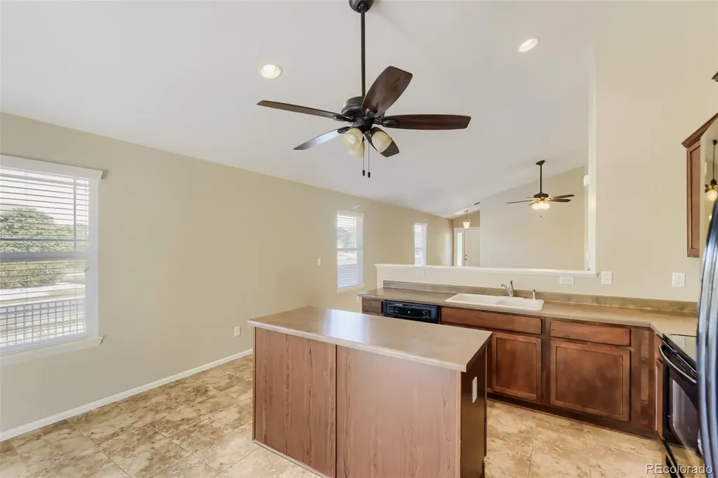 25293 E 5th Avenue Aurora CO 80018