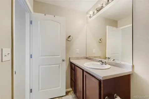 25293 E 5th Avenue Aurora CO 80018