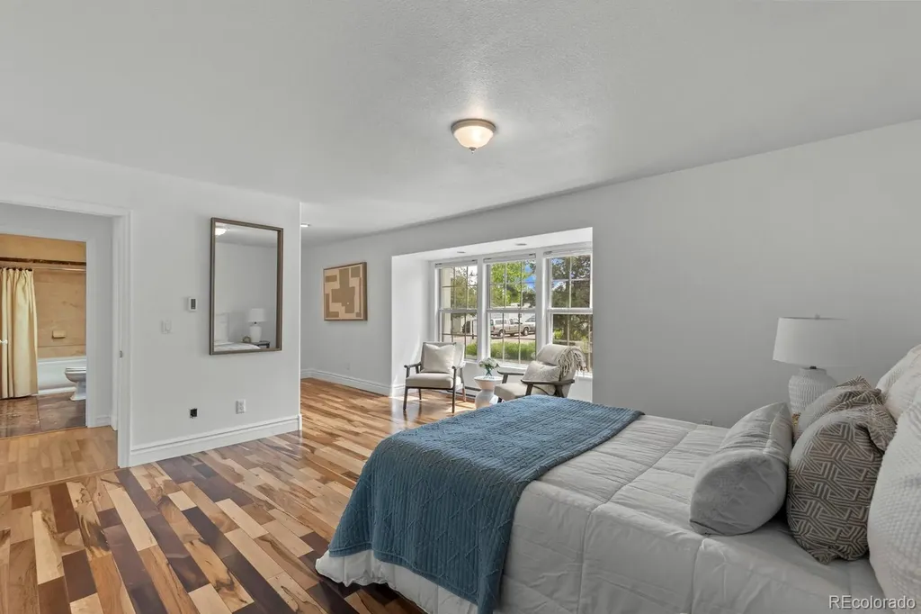 8027 S Dover Street Littleton CO 80128