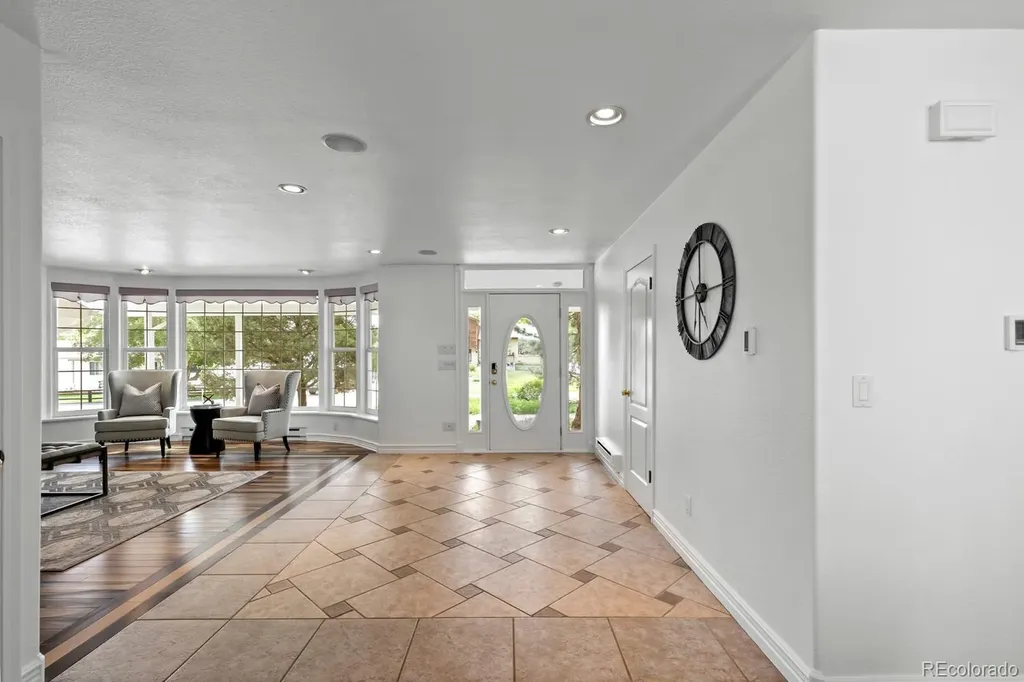 8027 S Dover Street Littleton CO 80128