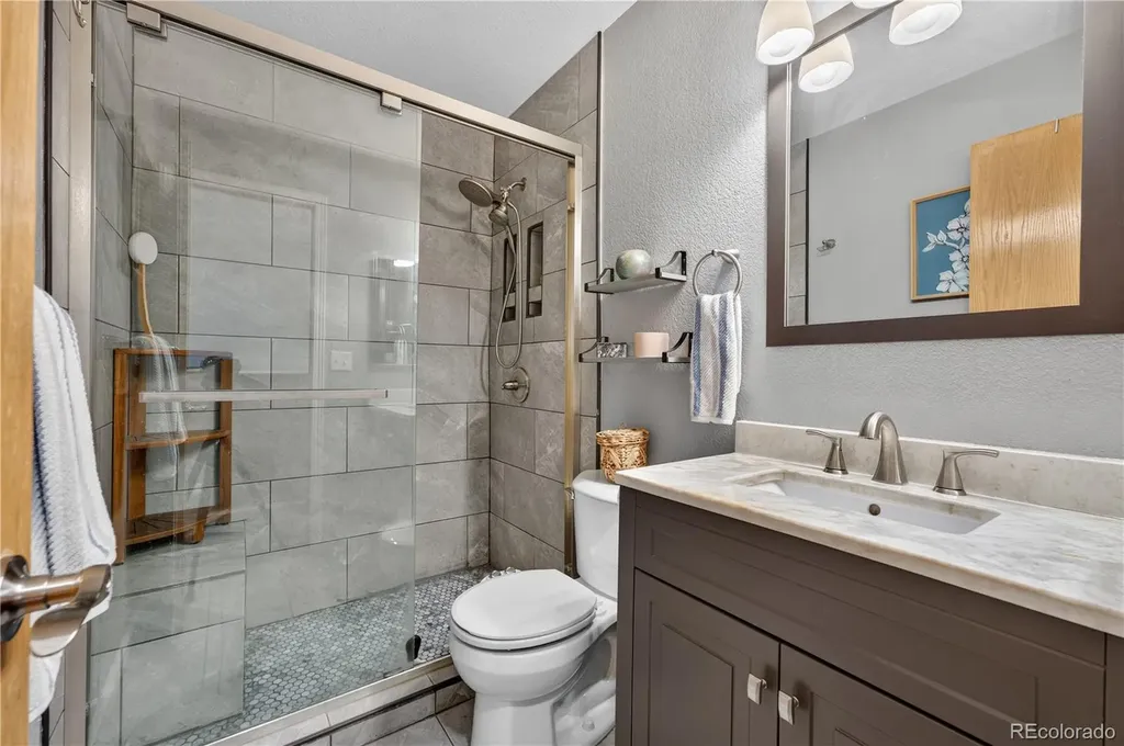 3401 Larkspur Drive Longmont CO 80503