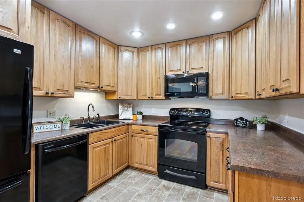 13606 E Bates Avenue Aurora CO 80014