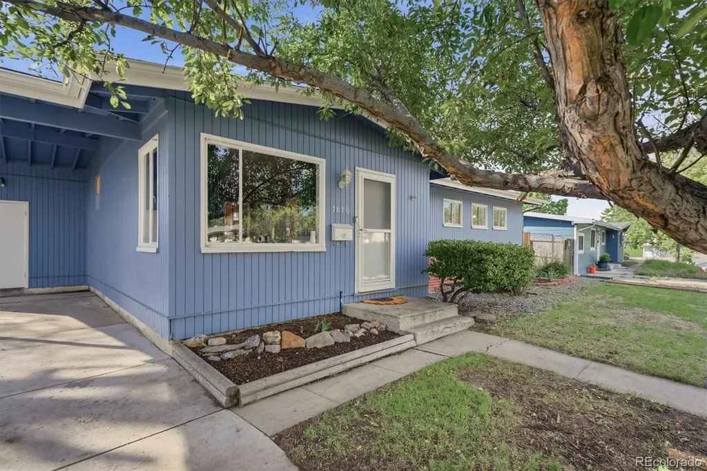 7870 Valley View Drive Denver CO 80221