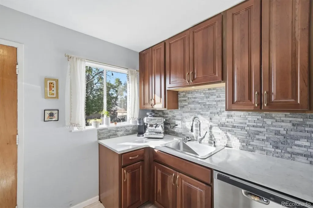 7870 Valley View Drive Denver CO 80221