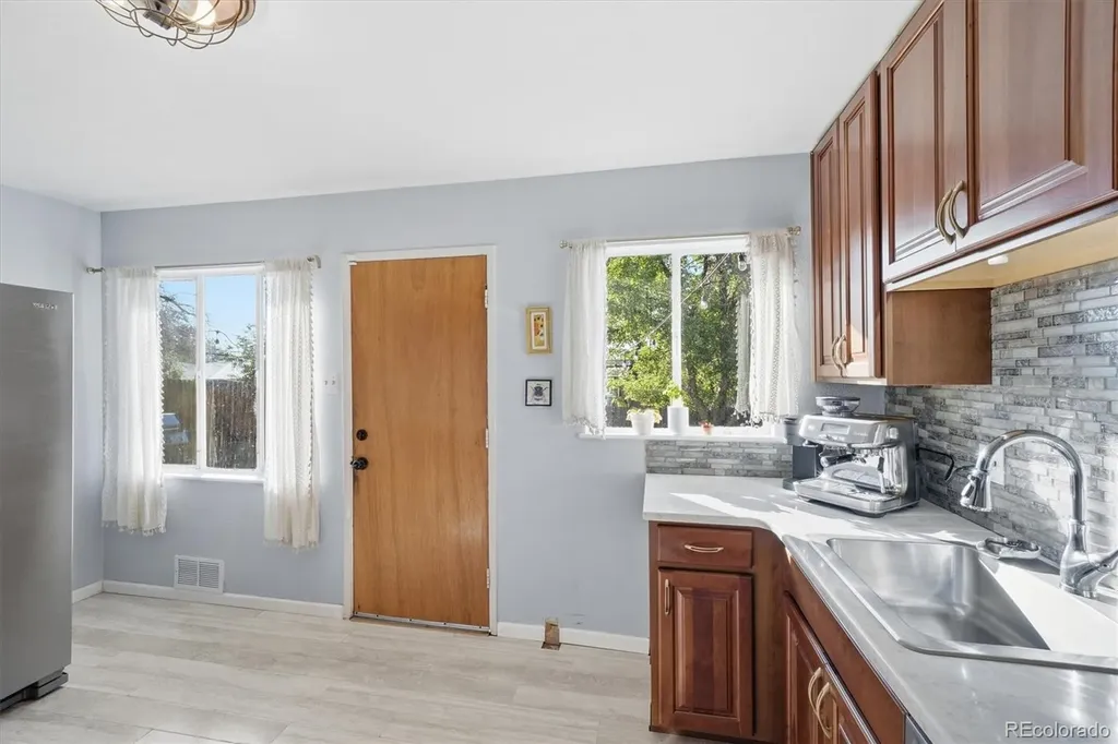 7870 Valley View Drive Denver CO 80221
