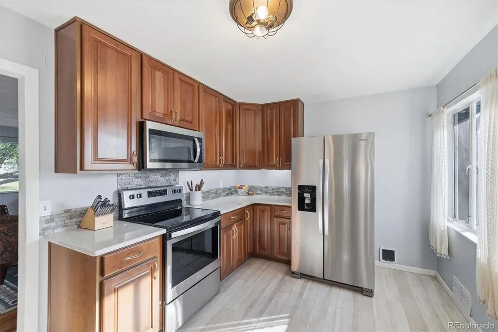 7870 Valley View Drive Denver CO 80221