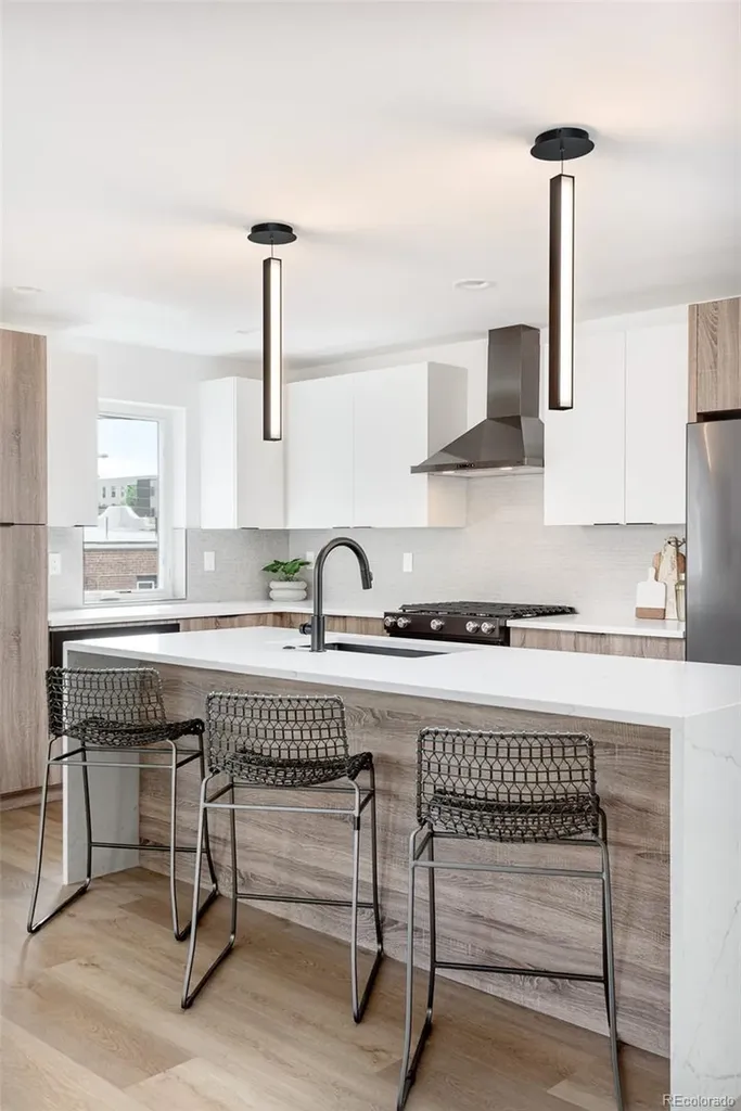 2827 Eliot Street Denver CO 80211
