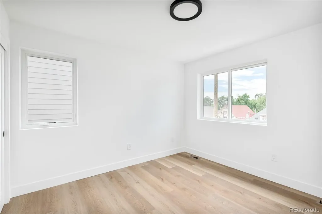 2827 Eliot Street Denver CO 80211