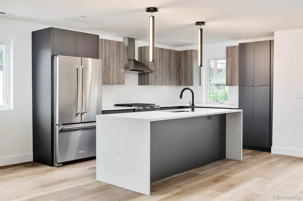 2827 Eliot Street Denver CO 80211
