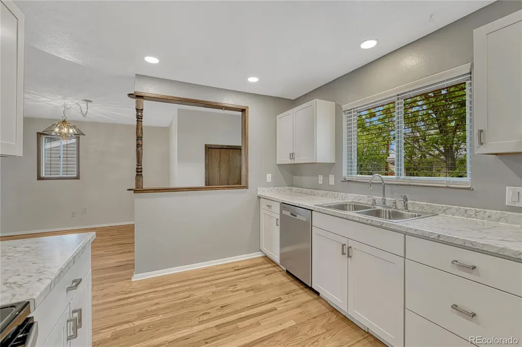 408 Scranton Street Aurora CO 80011