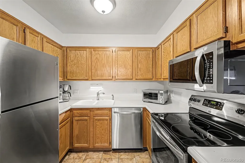3336 S Ammons Street Lakewood CO 80227