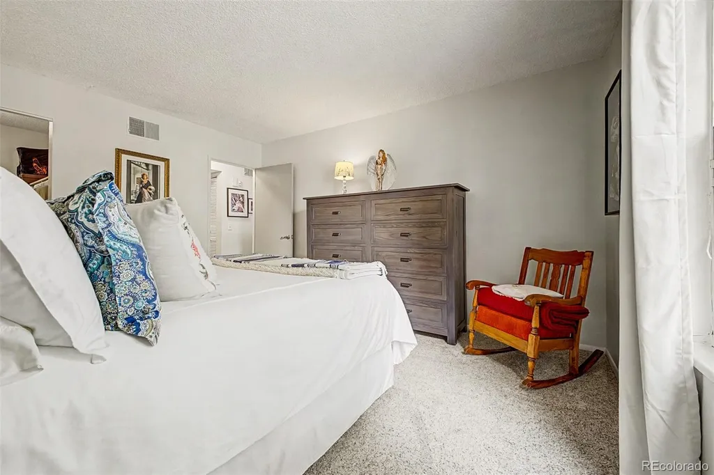 3336 S Ammons Street Lakewood CO 80227
