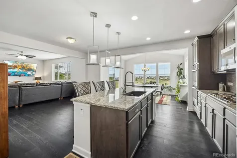 21447 E Union Place Aurora CO 80015