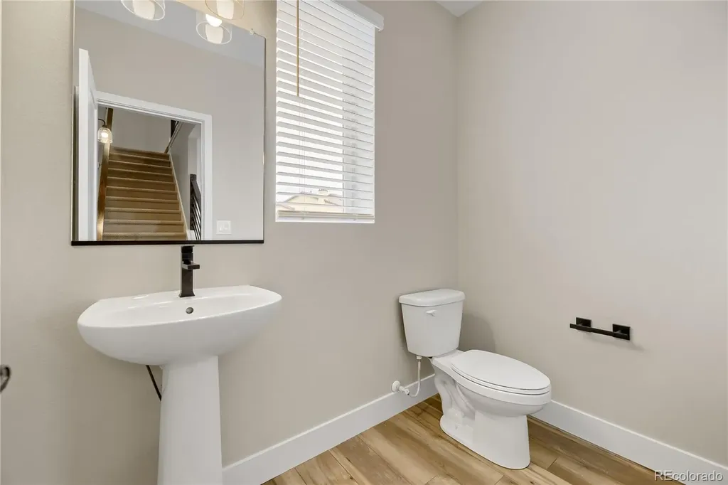 15534 W Washburn Avenue Lakewood CO 80228