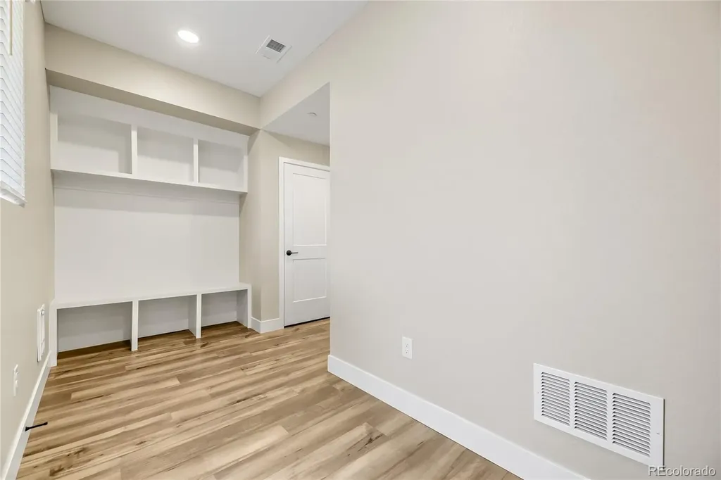 15534 W Washburn Avenue Lakewood CO 80228