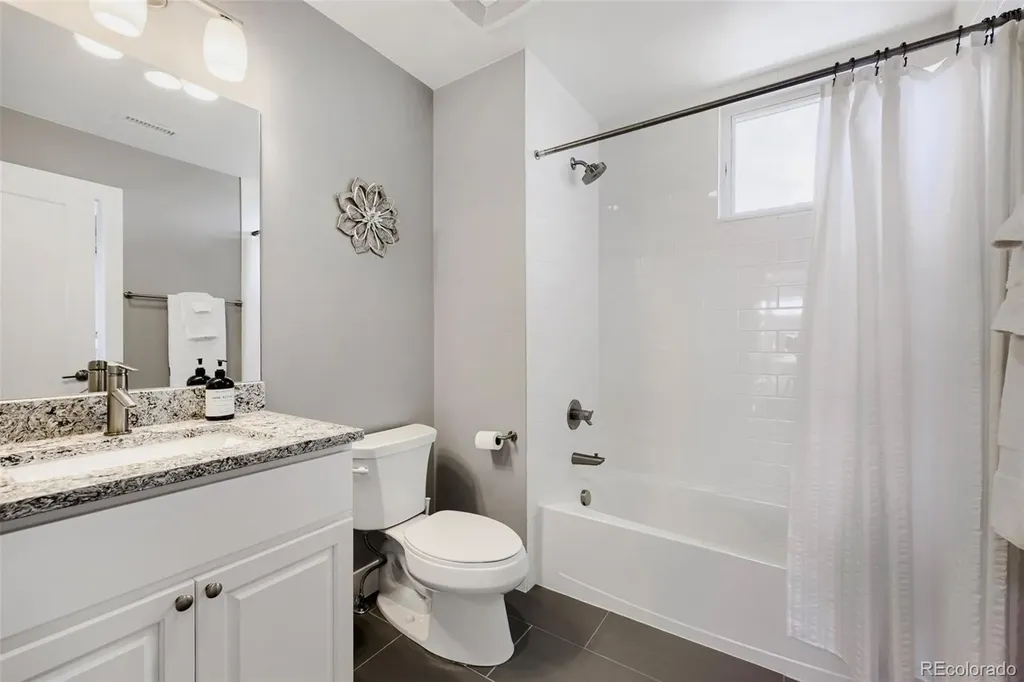 6729 E Lowry Boulevard Denver CO 80230