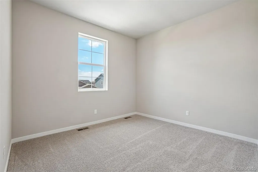 55003 E 28th Place Strasburg CO 80136