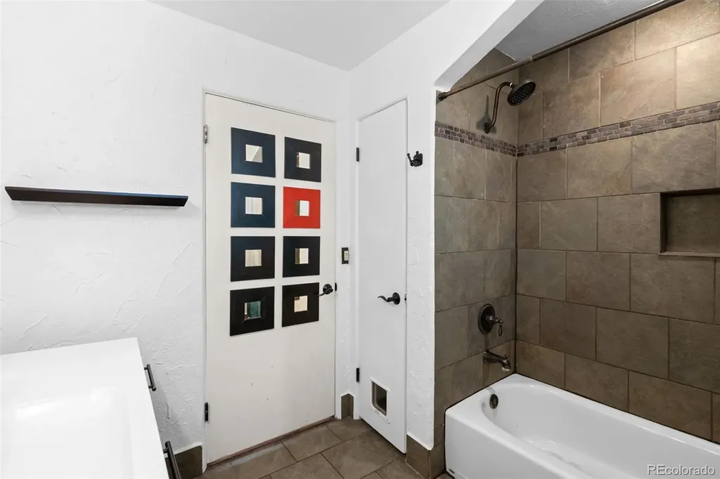 576 S Grant Street Denver CO 80209