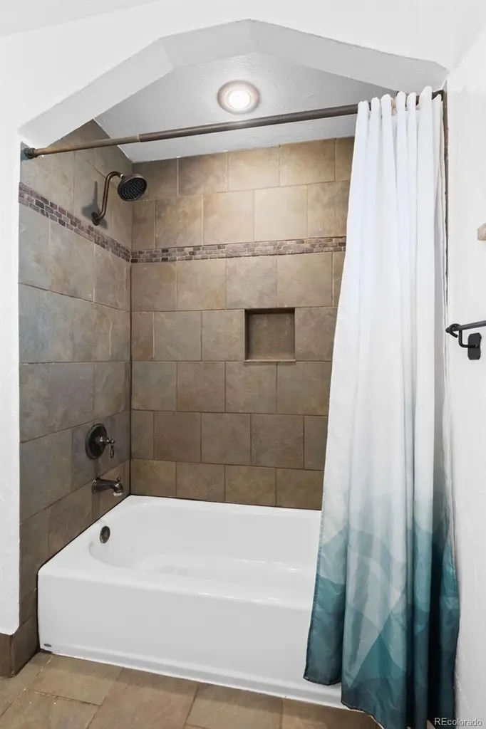 576 S Grant Street Denver CO 80209