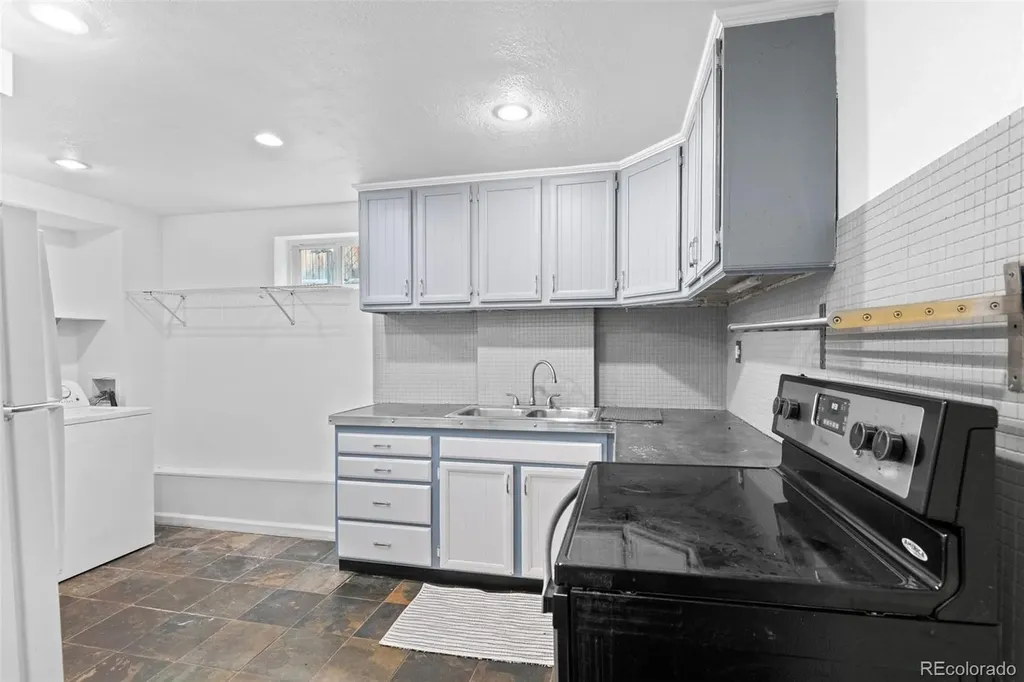 576 S Grant Street Denver CO 80209