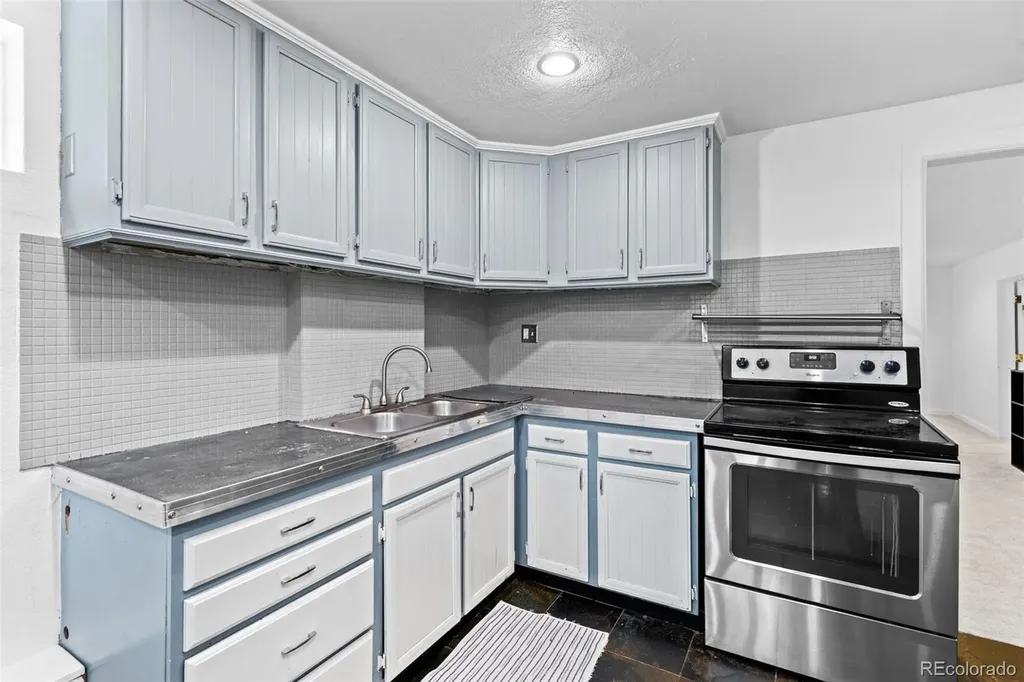 576 S Grant Street Denver CO 80209