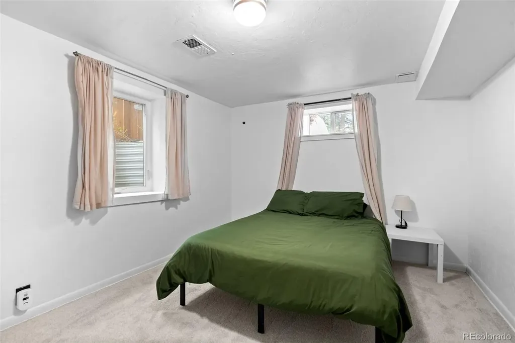 576 S Grant Street Denver CO 80209