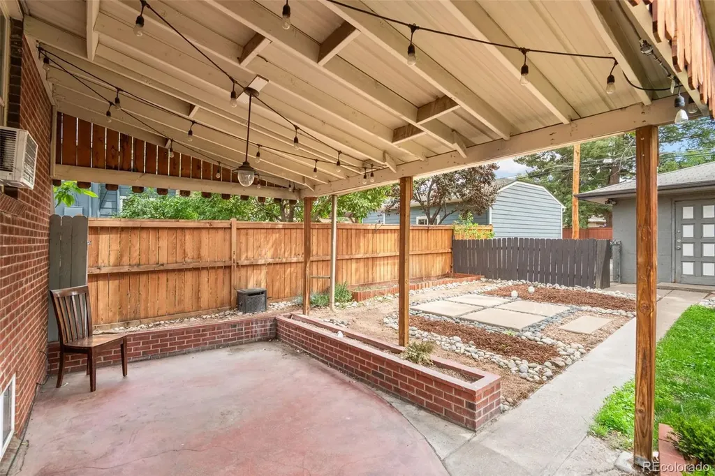 576 S Grant Street Denver CO 80209