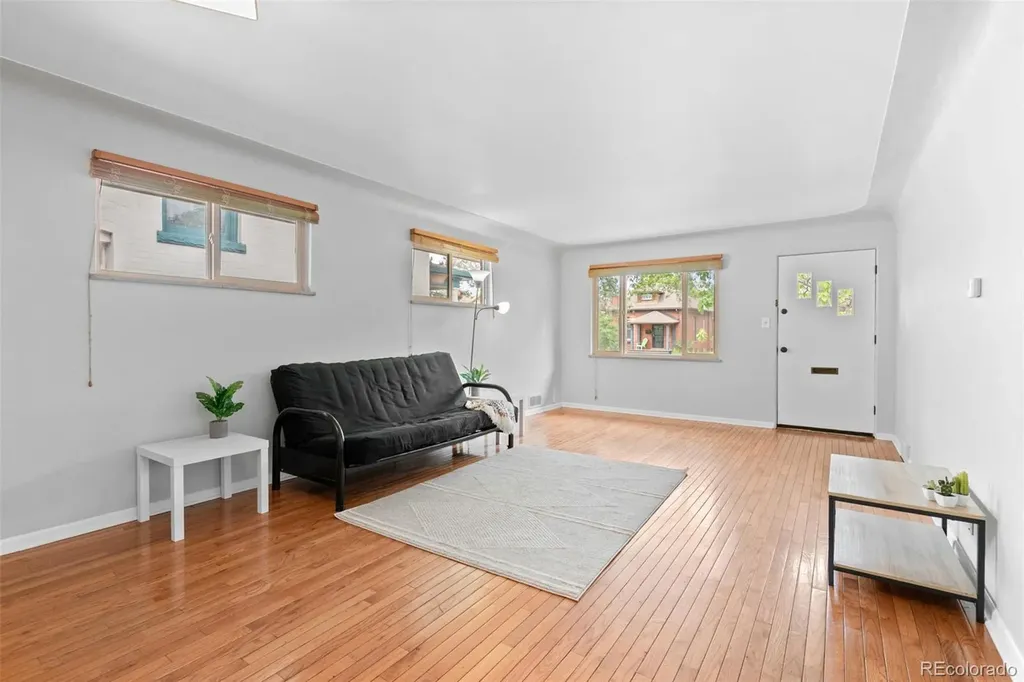 576 S Grant Street Denver CO 80209