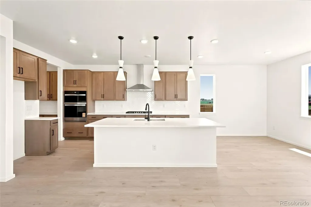 6736 Utica Avenue Longmont CO 80504