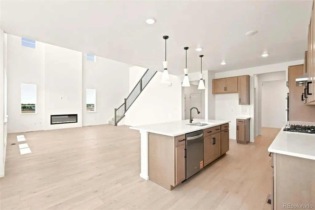6736 Utica Avenue Longmont CO 80504