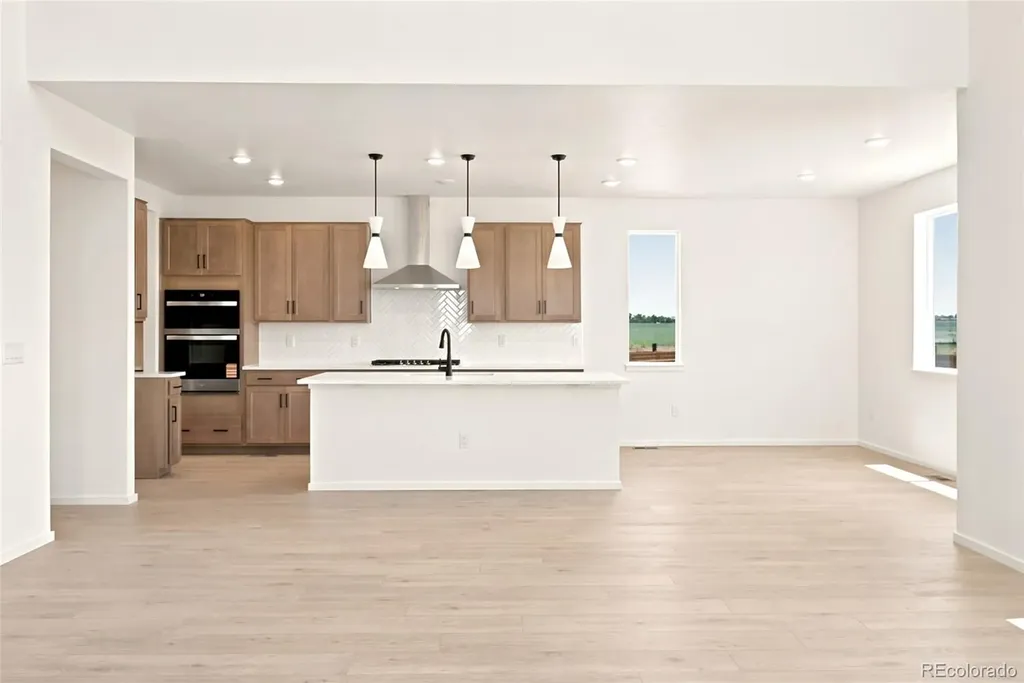 6736 Utica Avenue Longmont CO 80504