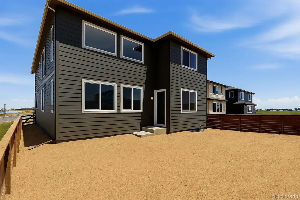 6736 Utica Avenue Longmont CO 80504