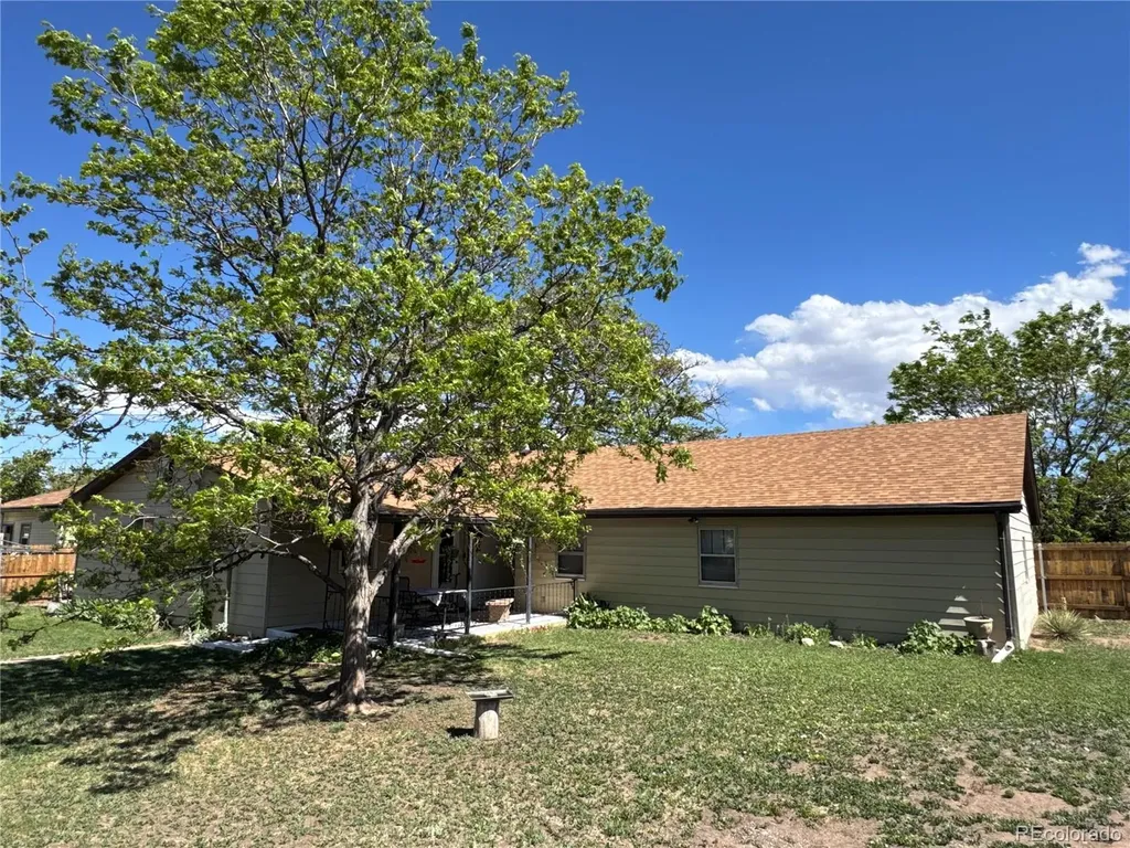 221 E 8th Street Walsenburg CO 81089