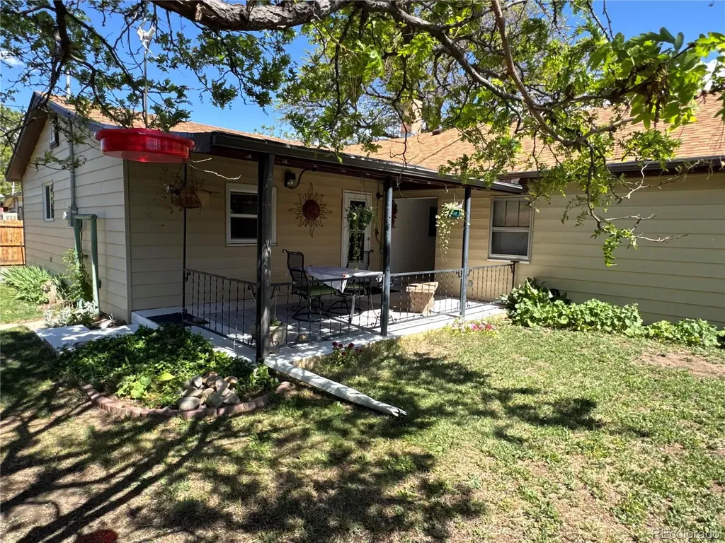 221 E 8th Street Walsenburg CO 81089