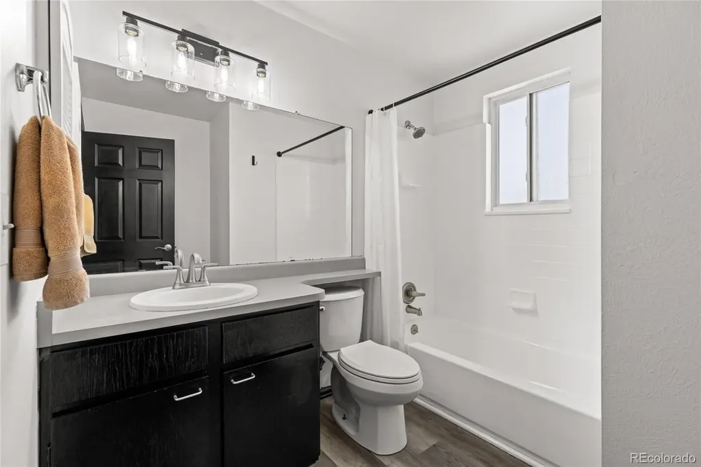 16562 E Louisiana Drive Aurora CO 80017