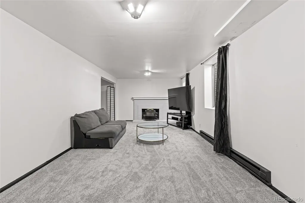 16562 E Louisiana Drive Aurora CO 80017